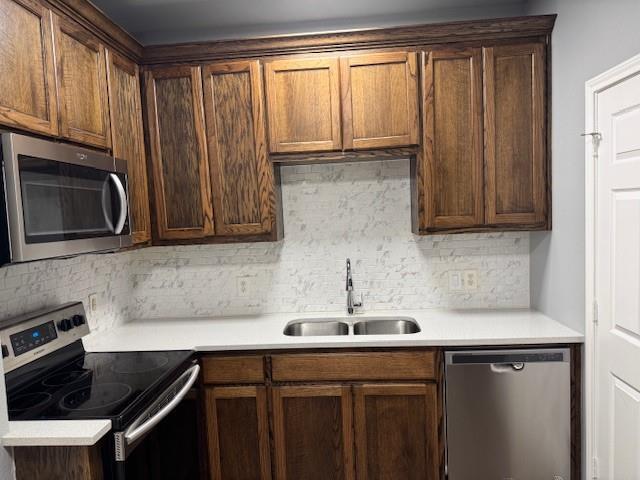 Building Photo - 105 Cobblestone Dr W