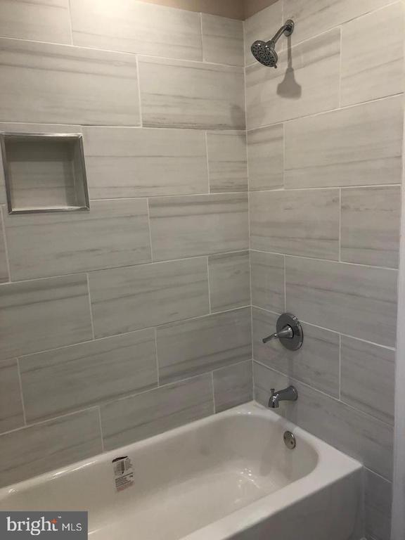 Building Photo - 3144 Aramingo Ave