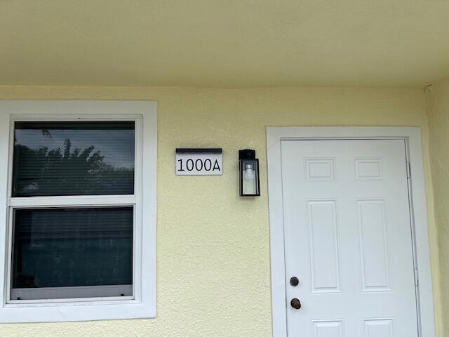 Building Photo - 1000 Shorewinds Dr
