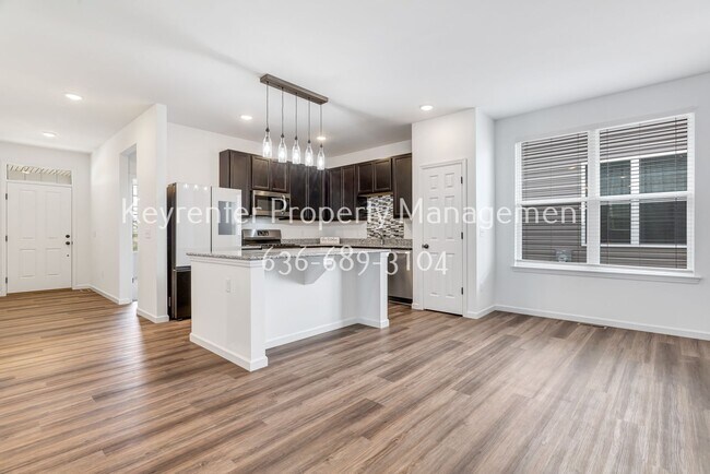 Building Photo - Coming Soon! Stunning 3 Bedroom home!