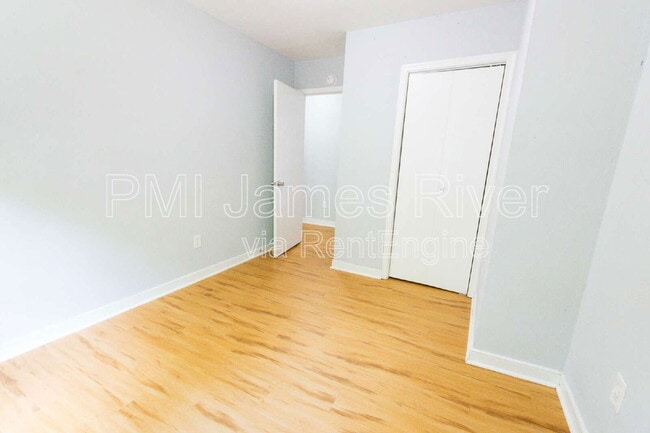 Building Photo - 3403 Chalfont Dr