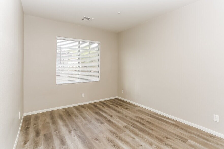 Building Photo - 8928 Brentwood Grove Ct