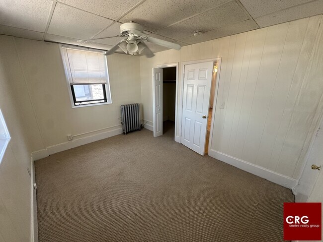 Building Photo - 437-438 Cambridge St. Unit U34