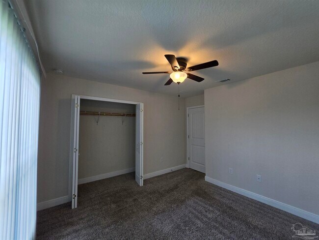 Building Photo - 5165 Peach Dr