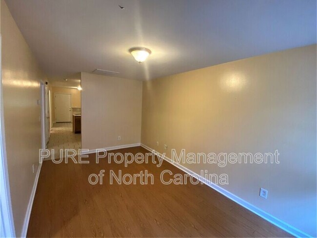 Building Photo - 2507 Pinnix St
