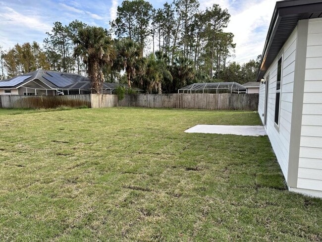 Building Photo - 29 Pineland Ln