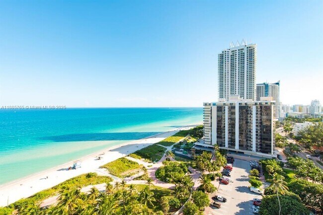Building Photo - 6423 Collins Ave