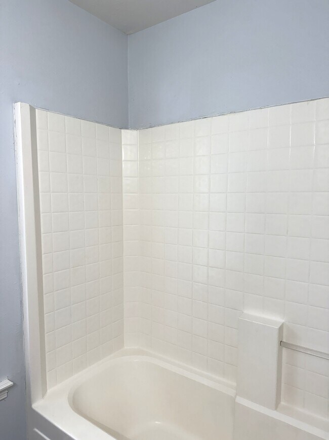 Building Photo - 3114 Pleasant Forest Dr