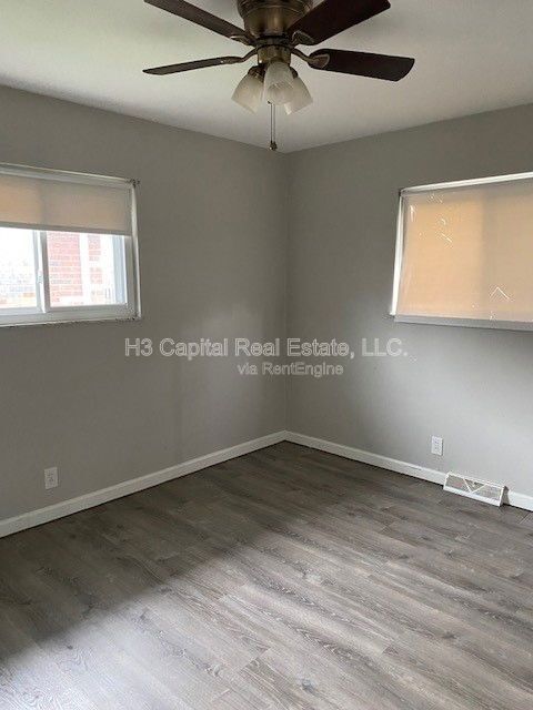 Building Photo - 3214 Kilarney Dr