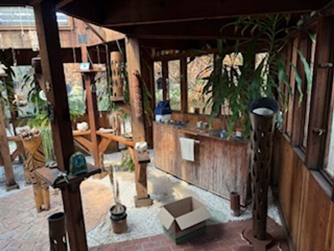 Building Photo - For Rent: Updated 3-Bedroom, 2-Bath Single-Family Home