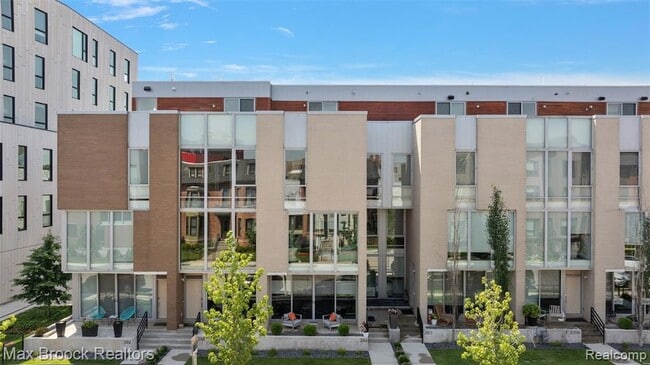 Building Photo - 284 Alfred St