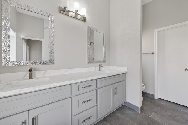 Building Photo - 3126 Lakefield Way