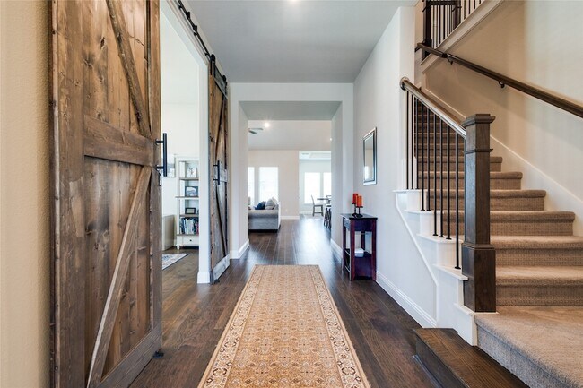 Building Photo - 11112 Lacey Oak Ridge
