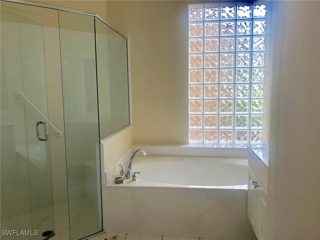 Building Photo - 163 Vista Ln