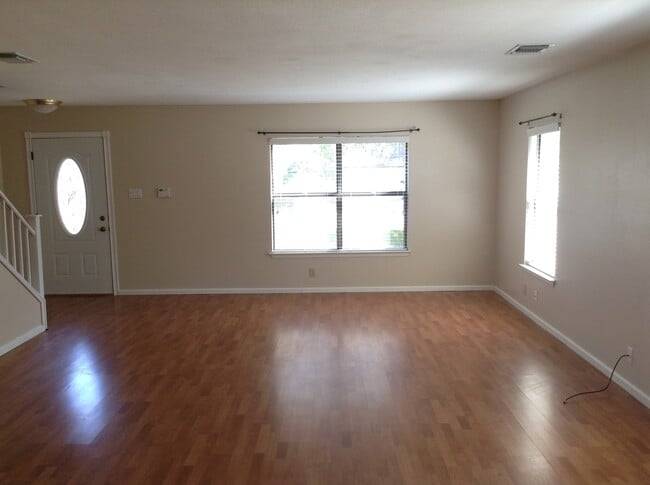Building Photo - 16703 Coral Glade