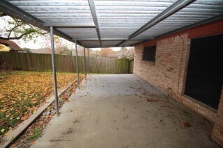 Building Photo - 13215 Lake Breeze Ln