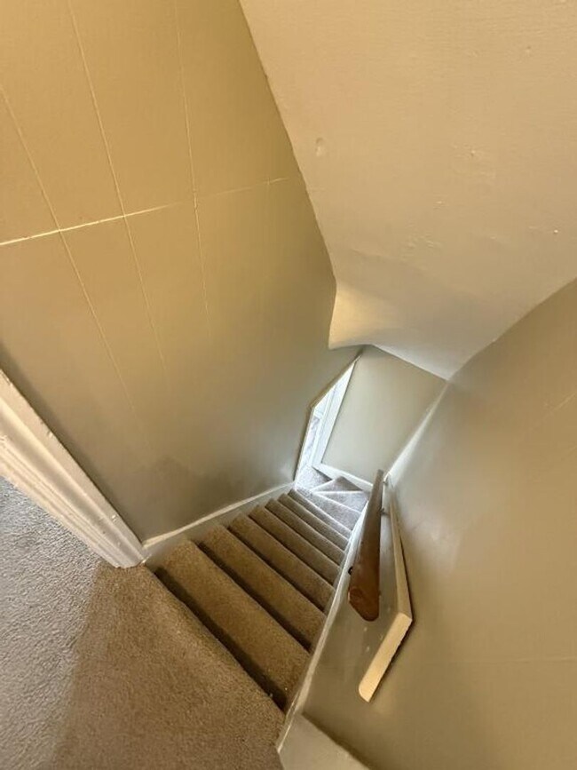 Building Photo - 457 N Pitt St