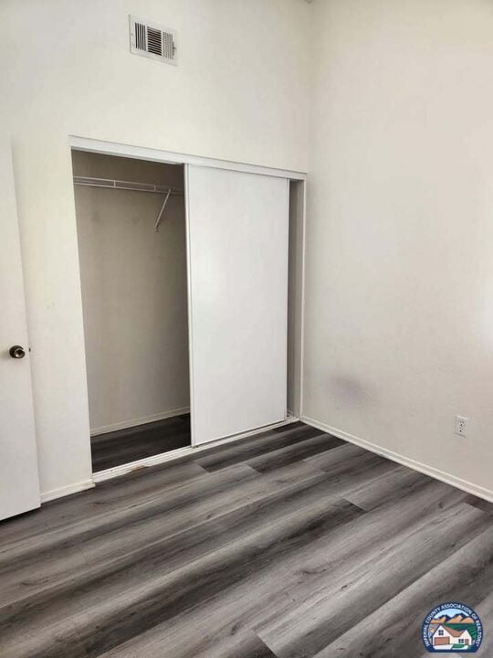 Building Photo - 655 Silverwood St