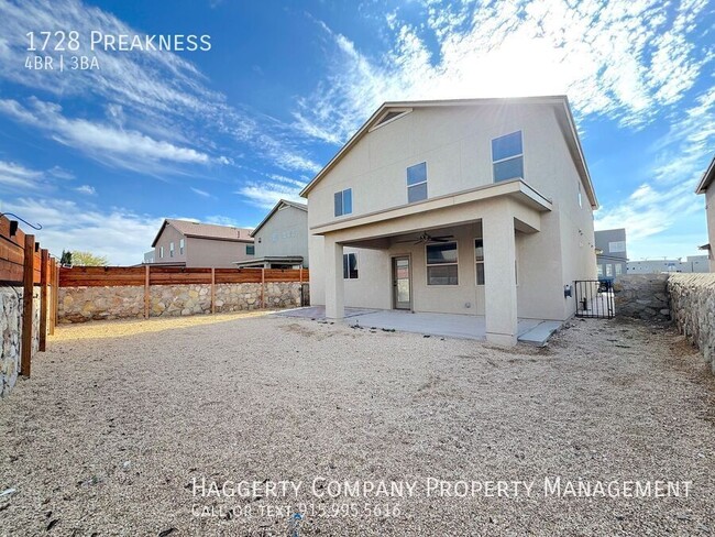 Building Photo - East El Paso 4 bed Refrig A/C with 3 car g...