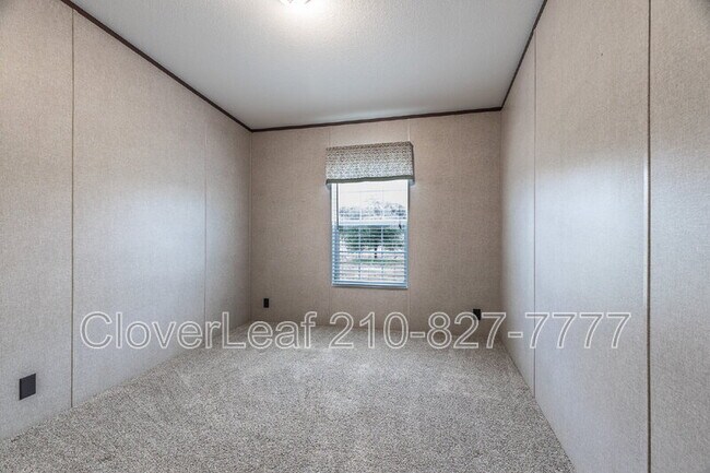 Building Photo - 413 Co Rd 6812