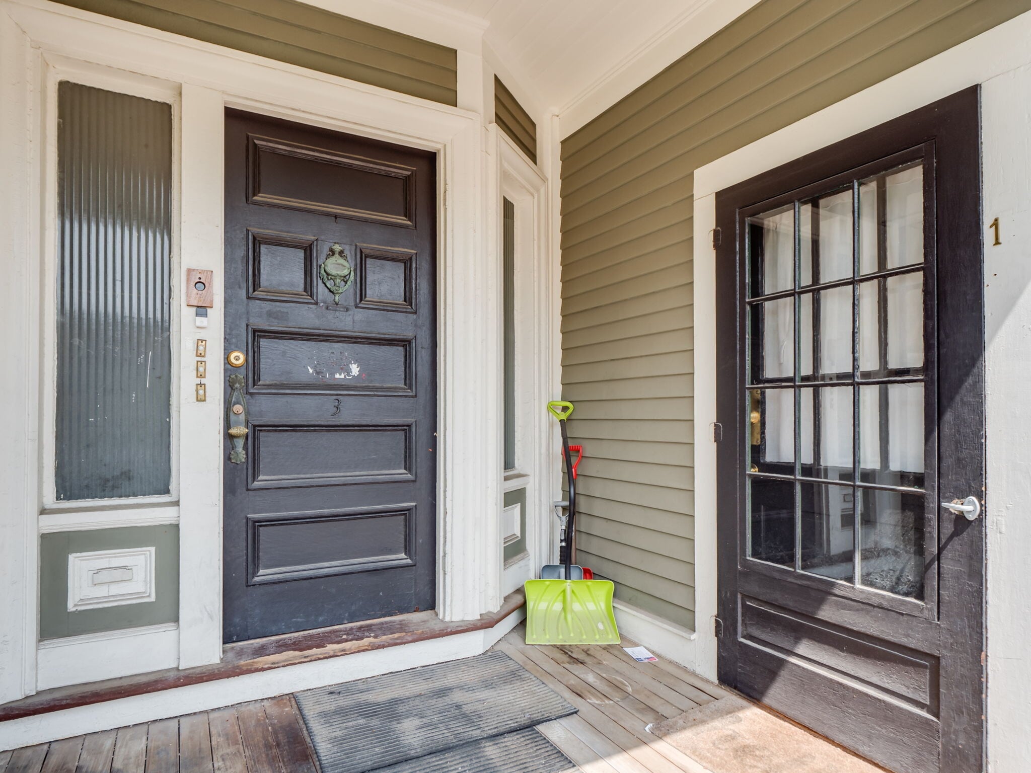 Building Photo - 3 Monmouth St