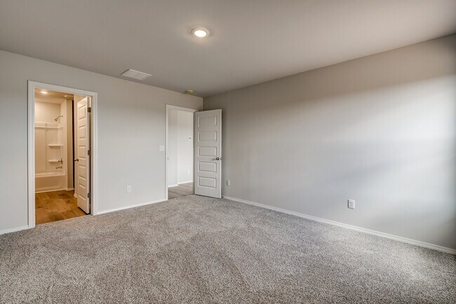 Building Photo - 4 Bedroom NEW Construction!!! Large Lot