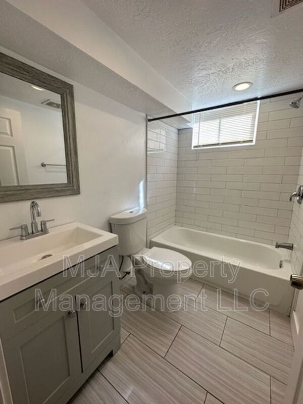 Building Photo - 1804 S 1800 E