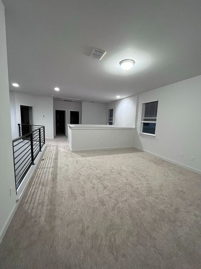 Building Photo - 1531 N Red Bud Ln