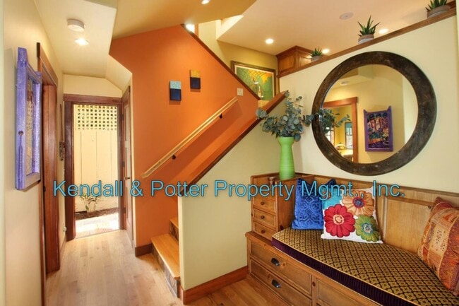 Building Photo - 508 Escalona Dr