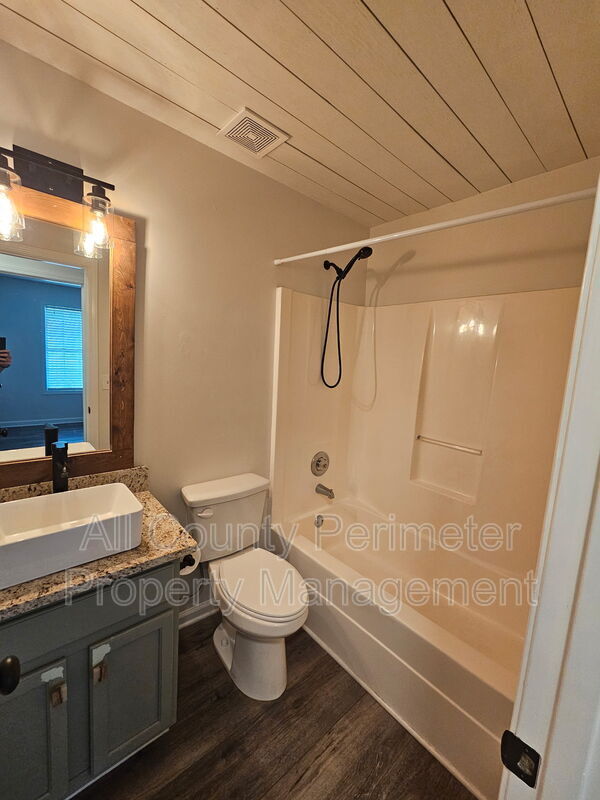 Building Photo - 41 Olde Town Way