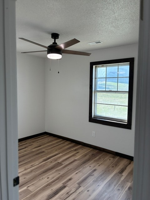 Building Photo - 431 SE 150 Rd