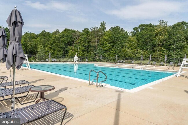 Building Photo - 311 Kahler Way