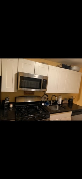 Building Photo - 18 High St