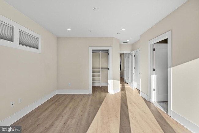 Building Photo - 158 Winsome Cir