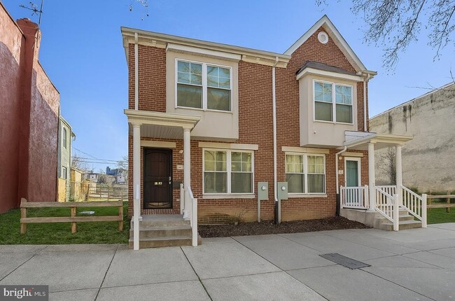Primary Photo - 759 N 44th St