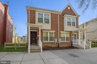 Building Photo - 759 N 44th St