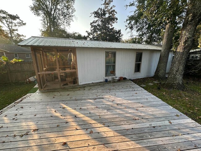 Building Photo - 2067 Cheraw Dr