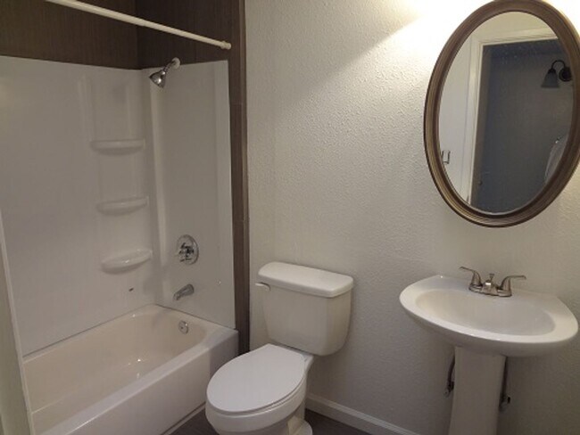 Building Photo - COMING SOON! 3 bedroom 2 bath home in Citrus Heights with a Pool!