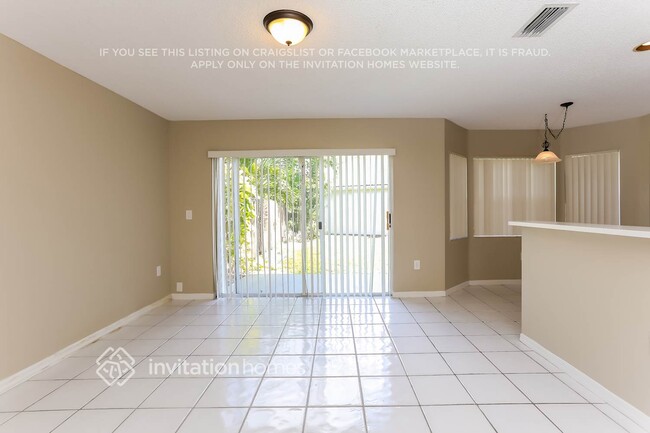 Building Photo - 2565 NW 80th Ave