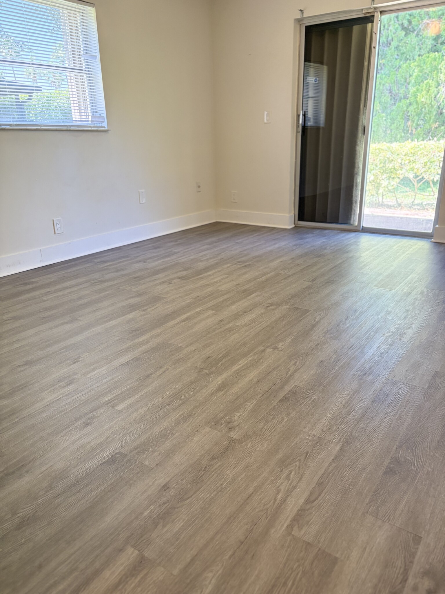 Building Photo - 14215 Campanelli Dr