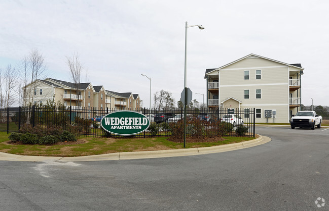 Building Photo - Wedgefield Apartments