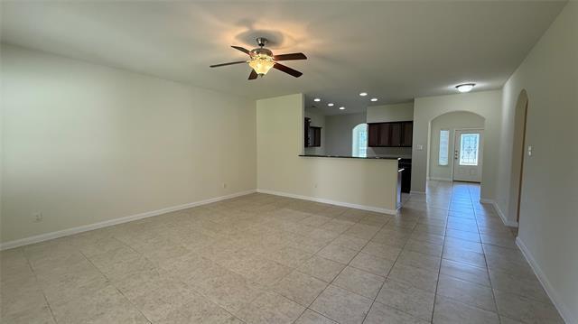 Building Photo - 1829 Persimmon Dr