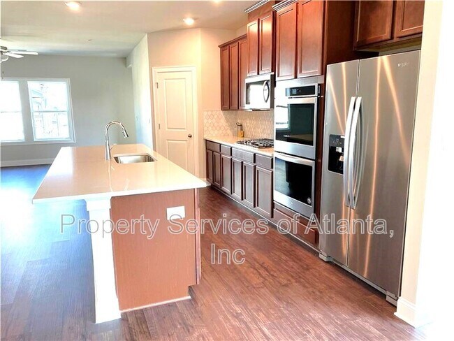 Building Photo - 912 Sweetwater Grove