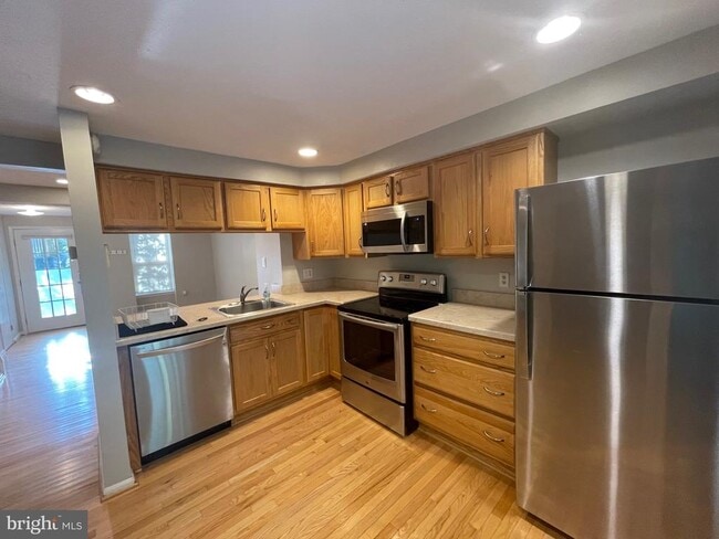 Building Photo - 11906 Fieldthorn Ct