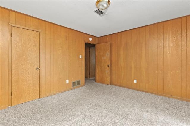 Building Photo - 706 S Manson St