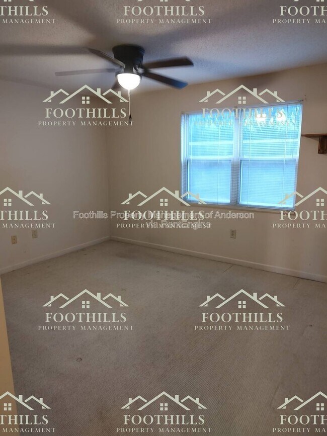 Building Photo - 2105 Portside Way