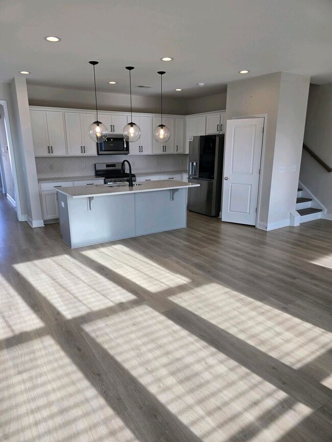 Building Photo - Exclusive 4-Bedroom Home in Hawthorne Landing with Luxury Upgrades & Spacious Amenities!