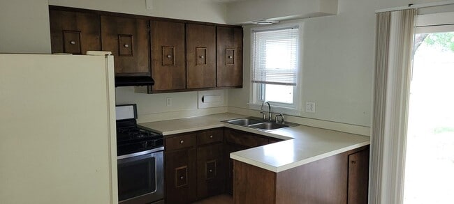 Building Photo - 2 bedroom home South Side Holland