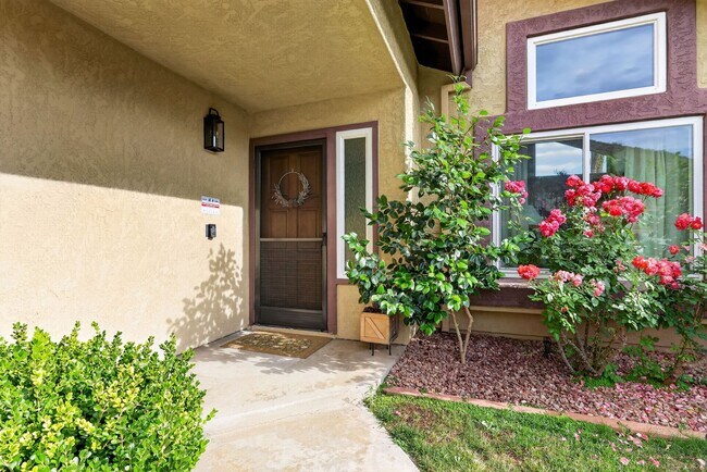 Building Photo - 11653 Springside Rd