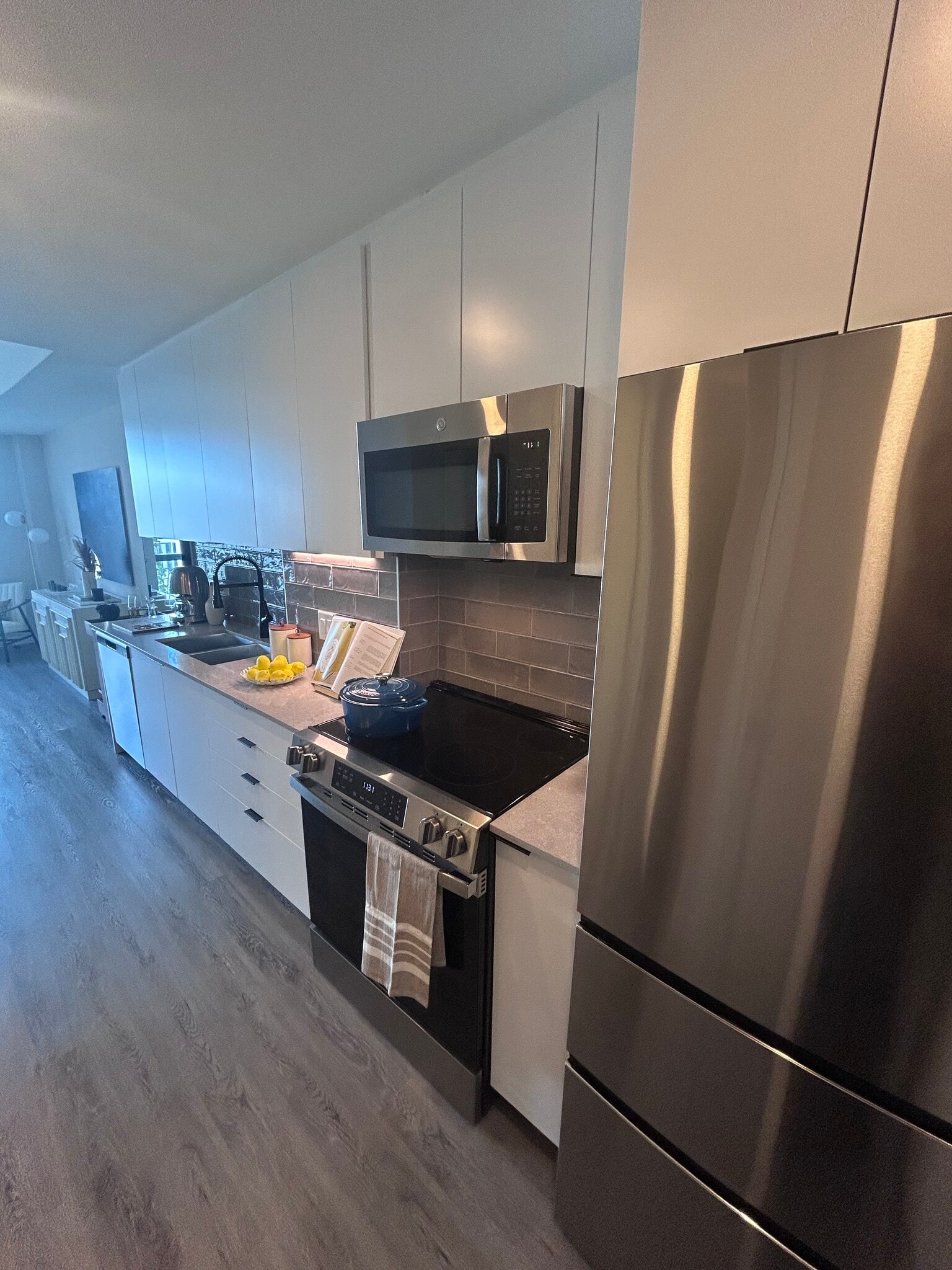 Building Photo - 1940 NW 2nd Ct